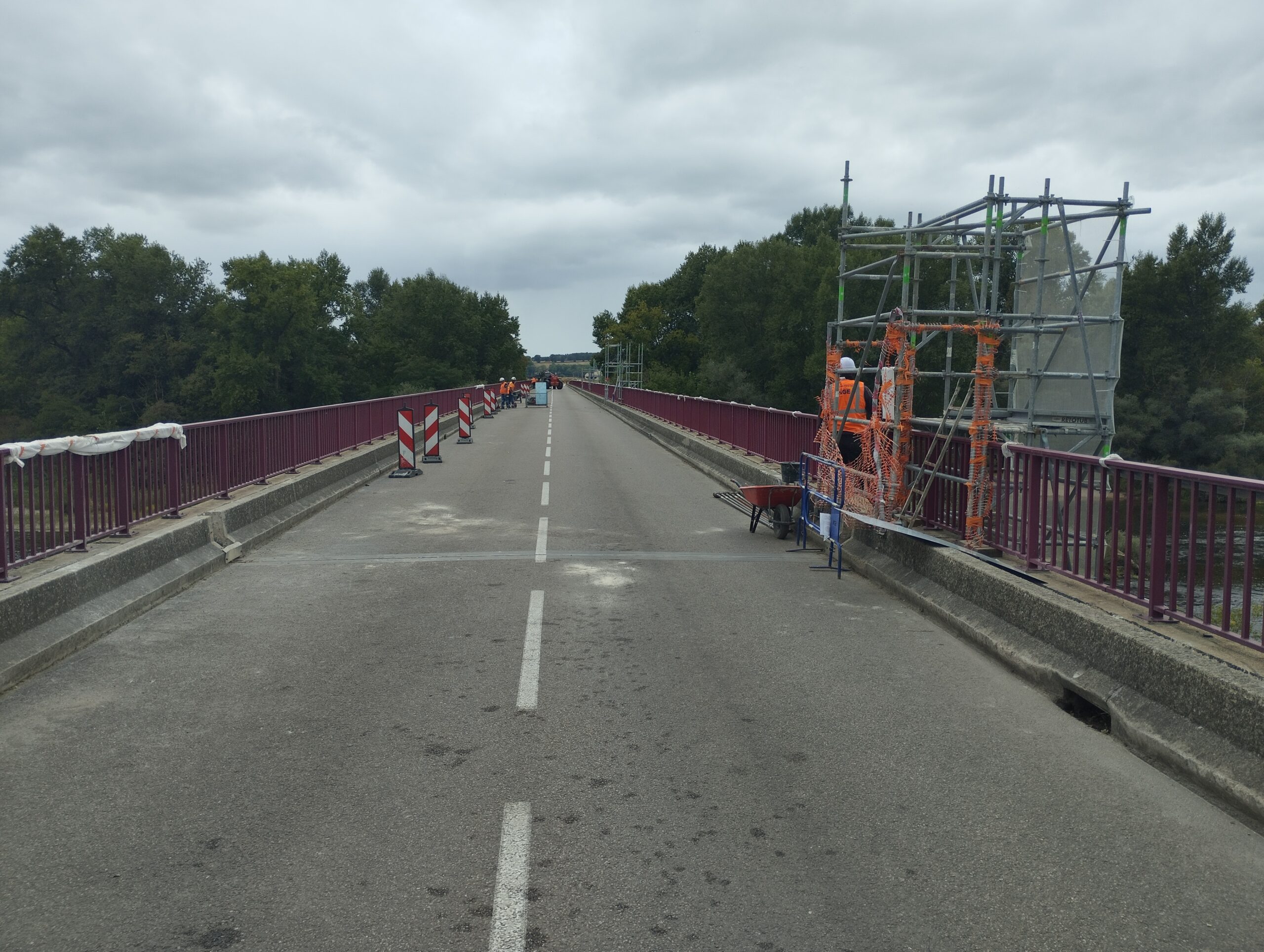 Actu Visite 31 08 chantier pont Imphy 2